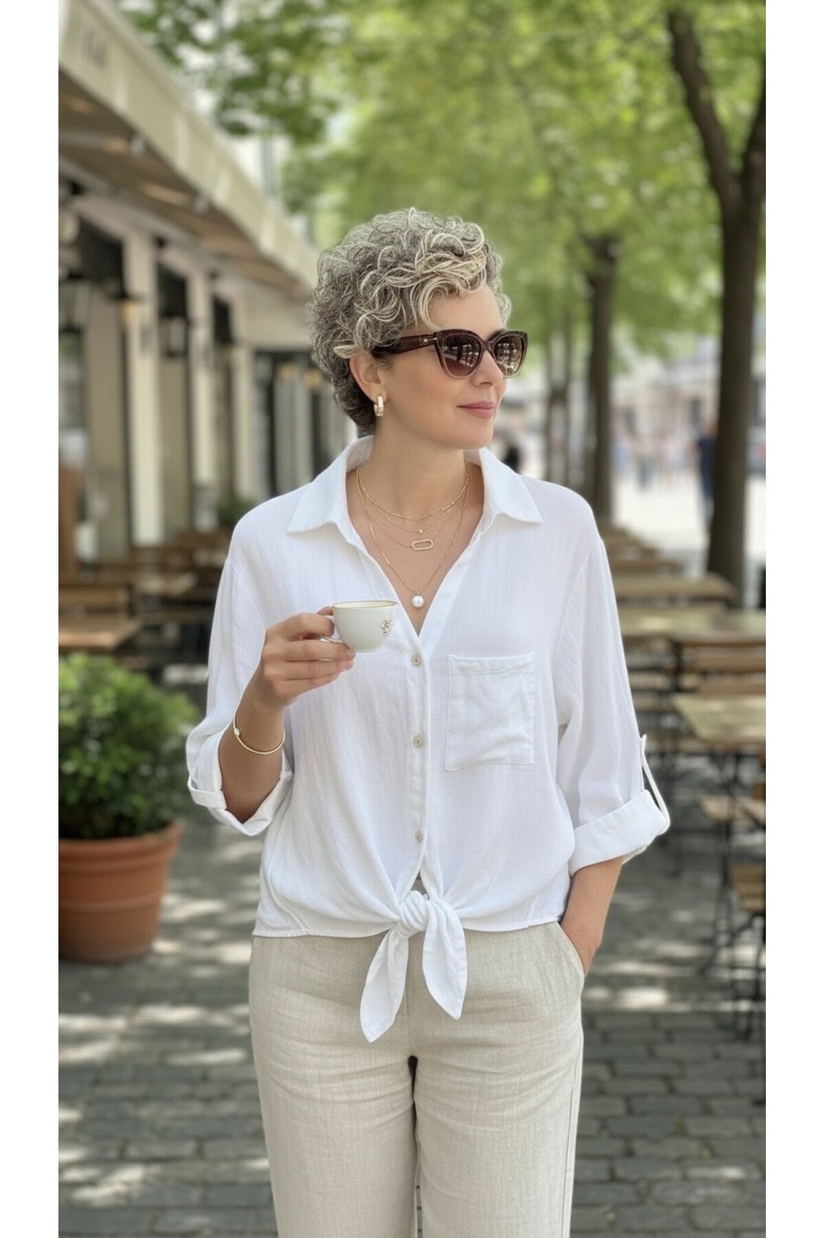 🌸Spring Sale 50% OFF👕Women's Embroidered Floral Retro Shirt